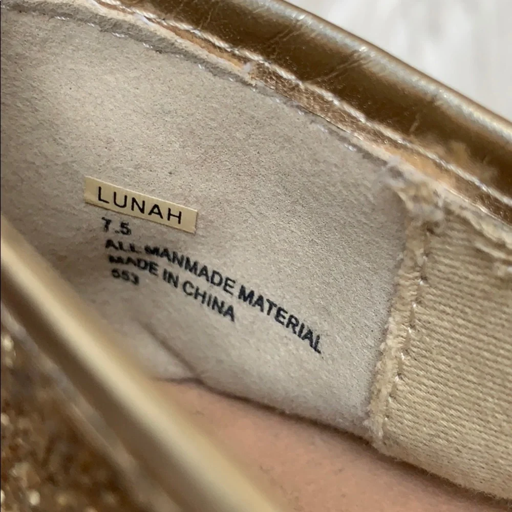 Steve Madden “Lunah” Espadrille Flats‎
